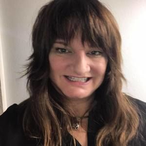 Meet your Posher, Melanie